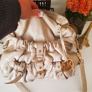 Michael Kors bag. Used but beautiful hardware. ❤️